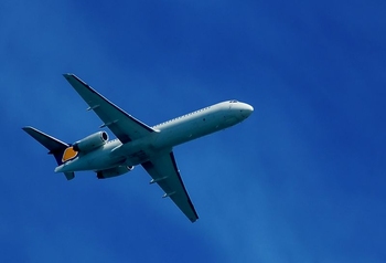 Podróże samolotem - czy dla każdego są bezpieczne?