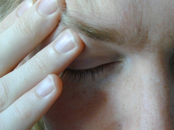 Czym mogą być spowodowane bóle głowy?